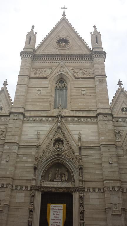Duomo 89 Acomodação com café da manhã Nápoles Exterior foto
